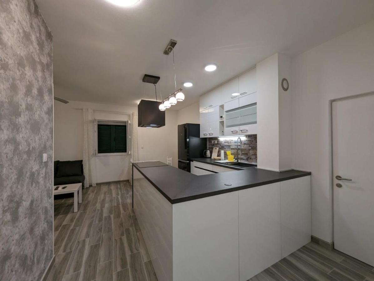 希贝尼克Apartman Bonaca公寓 外观 照片